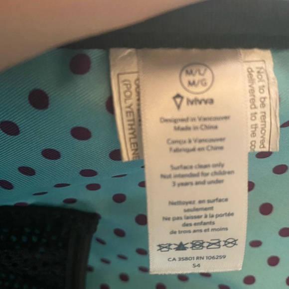Excellent like new condition Ivivva backpack - Picture 3 of 7